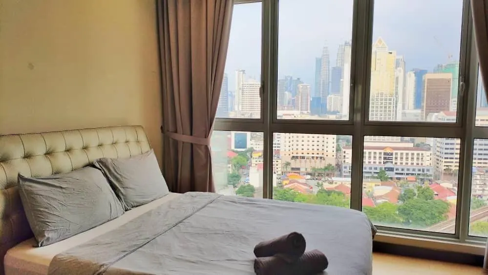 קואלה לומפור Regalia Suites With Infinity Pool Kl - By Staycation Homes בית אירוח
