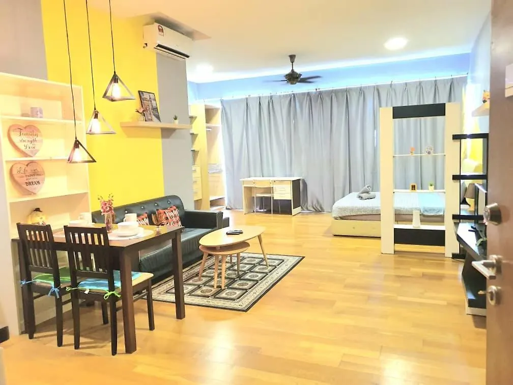 קואלה לומפור Regalia Suites With Infinity Pool Kl - By Staycation Homes 0*, קואלה לומפור מלזיה