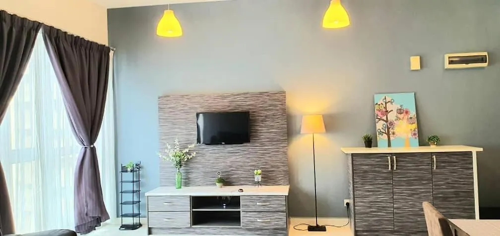 קואלה לומפור Regalia Suites With Infinity Pool Kl - By Staycation Homes