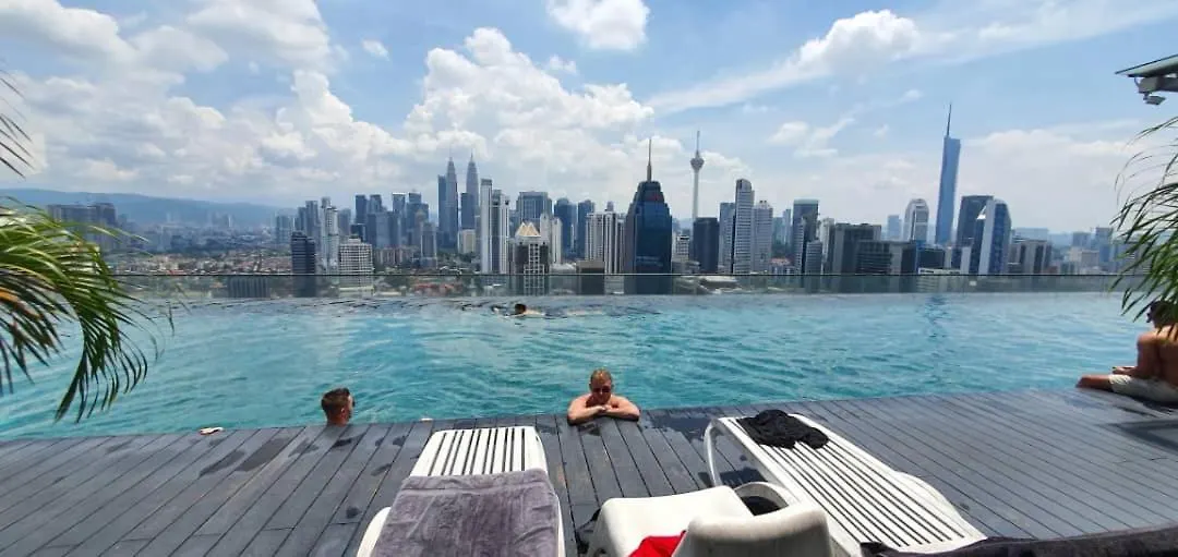 Regalia Suites With Infinity Pool Kl - By Staycation Homes Kuala Lumpur Homestay